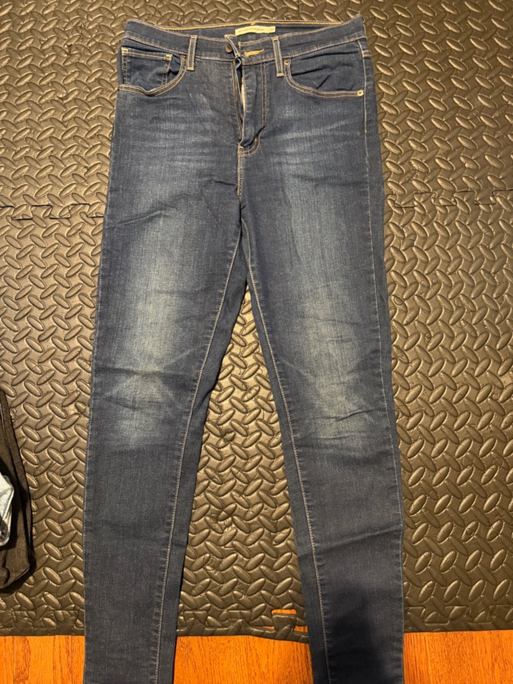 Levi’s high rise skinny women’s Jeans